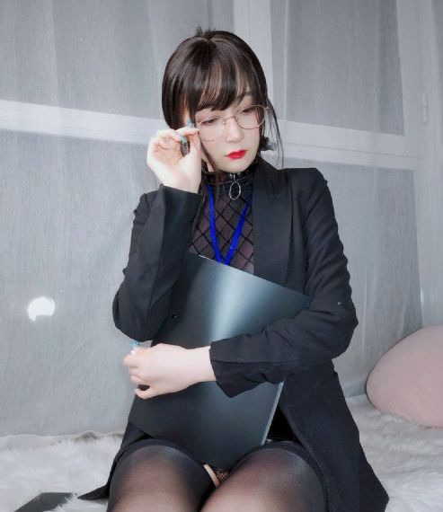 女人的超长巨茎人妖3d